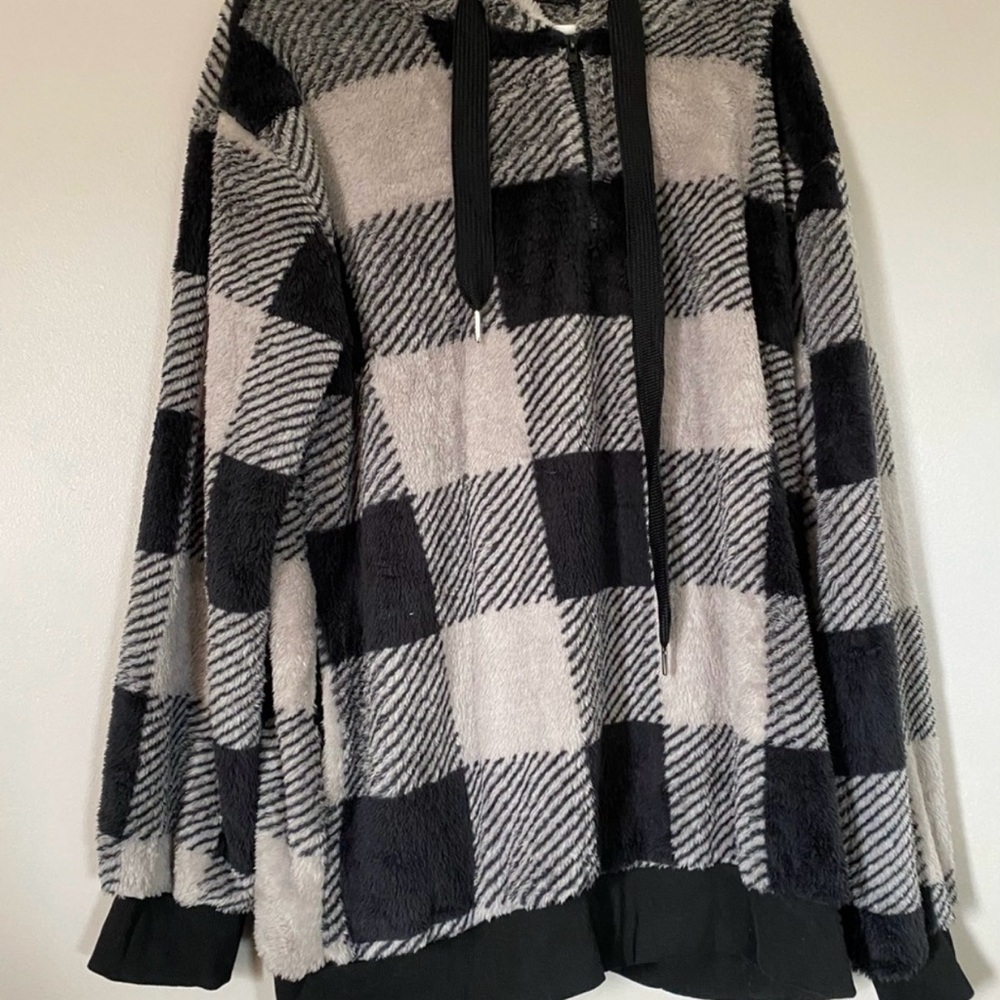 Cozy Plaid Black and Gray Women’s Pull Over/ Hoodie
